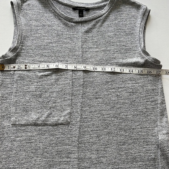 Grey Tank from Banana Republic - Picture 4 of 9